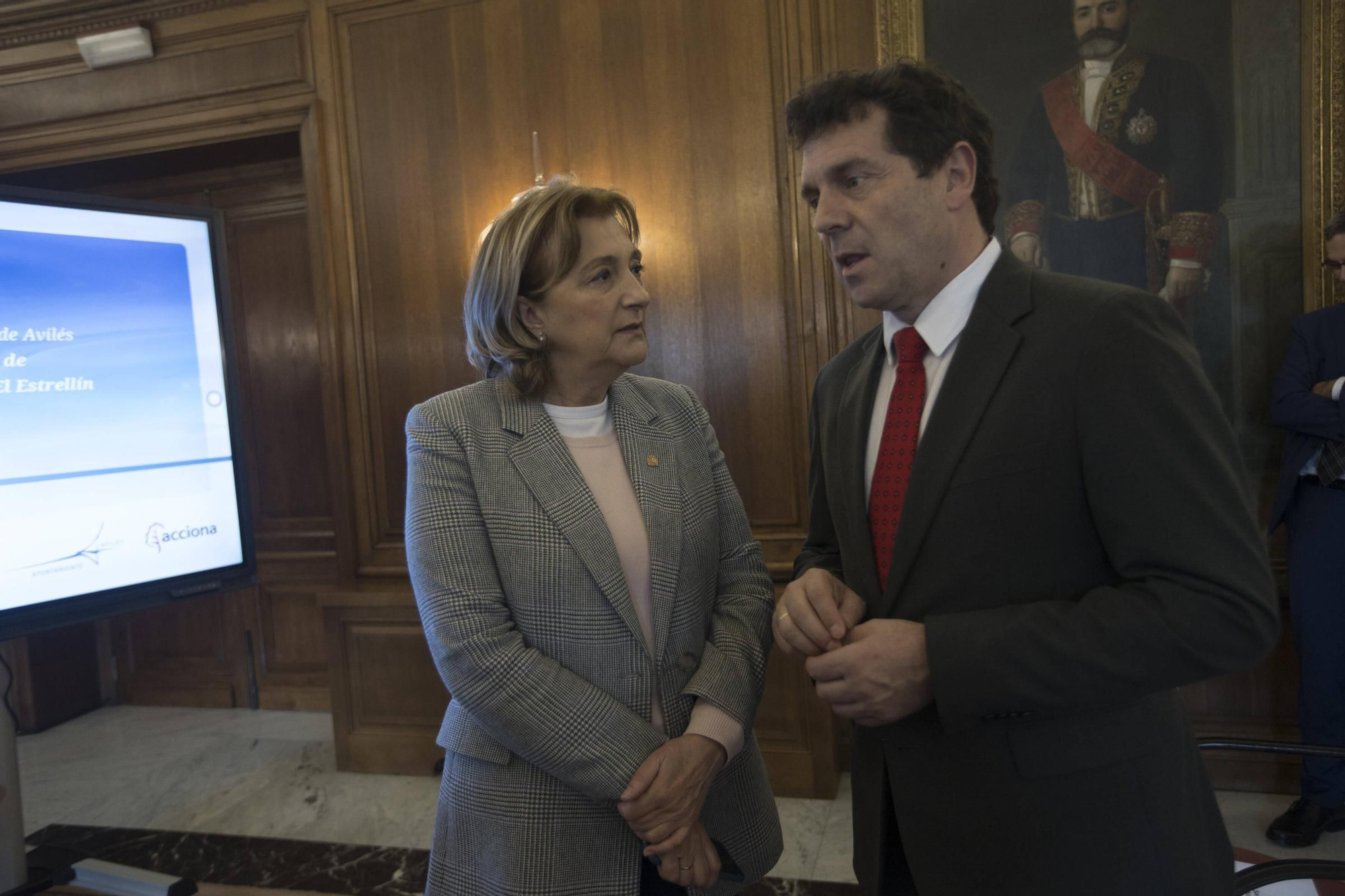 EN IMÁGENES: Así ha sido la visita a Avilés de Óscar Puente, ministro de Transportes y Movilidad Sostenible