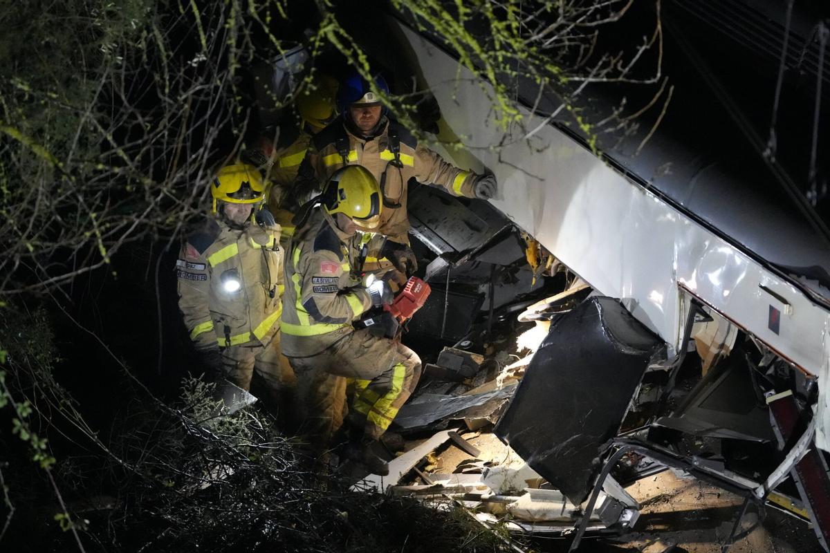 Una jutge de Vilafranca investiga les causes de l’accident mortal d’un tren a Gelida: «Estava tot destrossat»