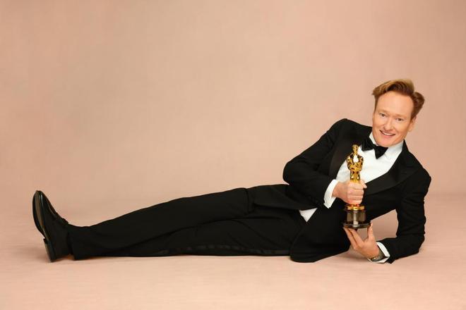 Conan O'Brien repetirá como presentador de los Oscar por tercer año consecutivo