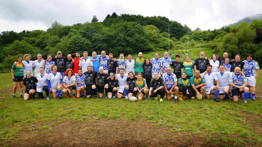 Un torneo diferente y muy especial: así fue el Rugby Touch en Oviedo