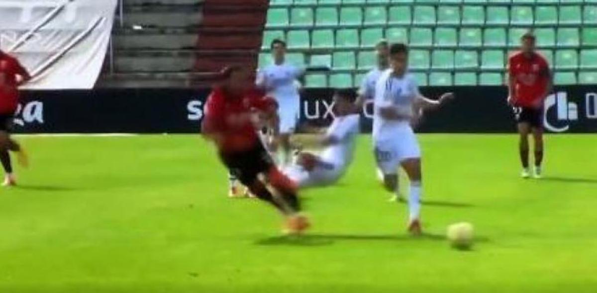 La entrada del jugador del Real Madrid Castilla