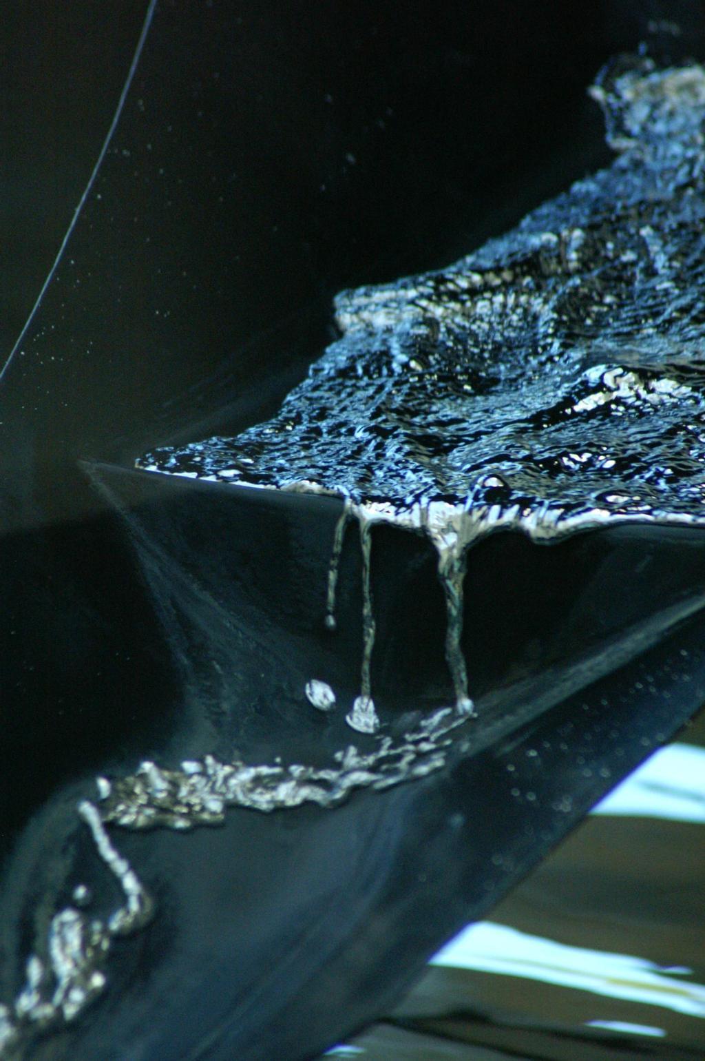 El mercurio fluyendo por la fuente