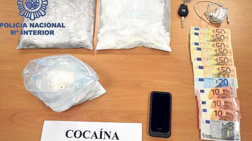 Arrestado un hombre que llevaba 1,3 kilos de cocaína en el coche en Eivissa