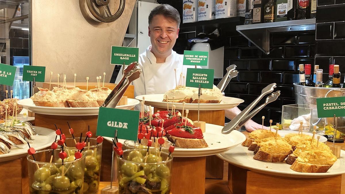 La barra de Txibirita con los 'pintxos' fríos.