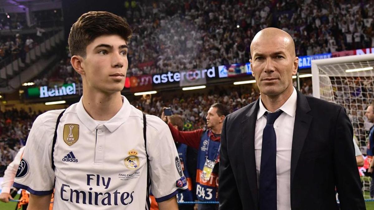 Luca y su padre, tras la final de Cardiff