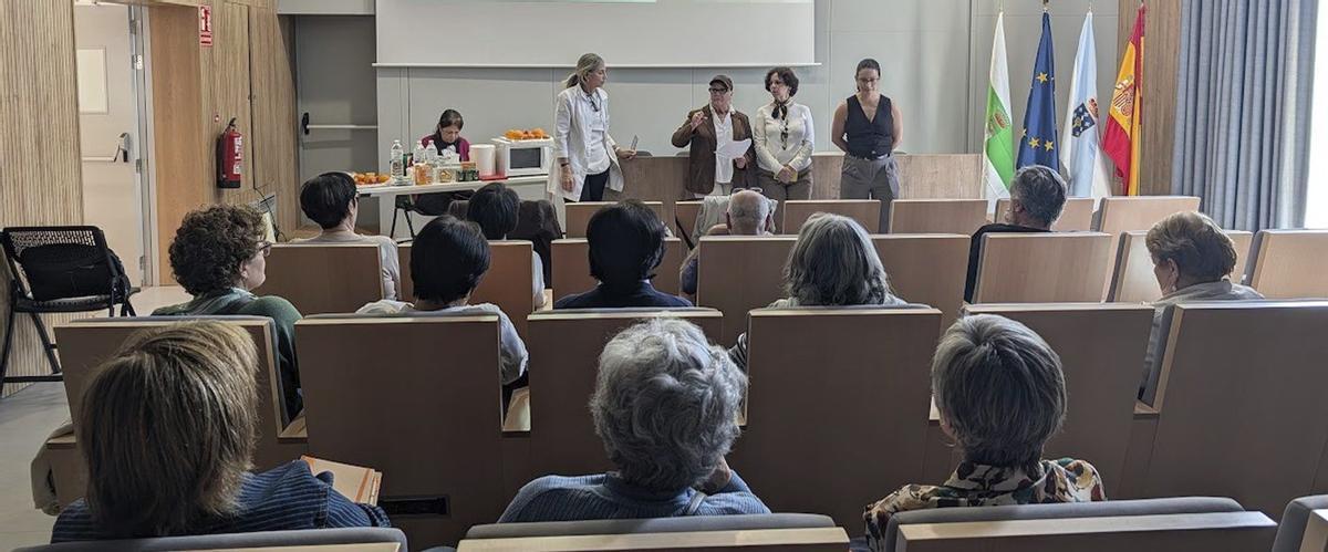 Comienzan en Lalín los seminarios del programa ‘Ciencia na túa cociña’ |