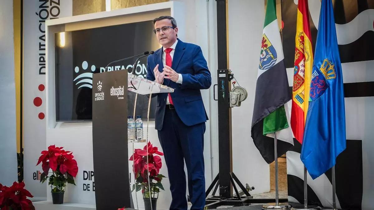 Miguel Ángel Gallardo este jueves en Badajoz en el acto de Navidad con la prensa.