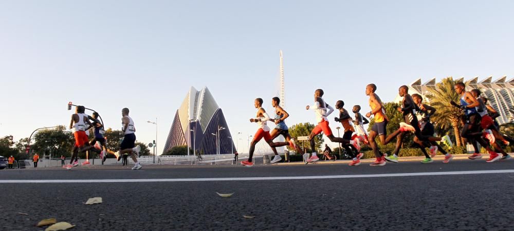 Maratón Valencia Trinidad Alfonso EDP Elite Edi