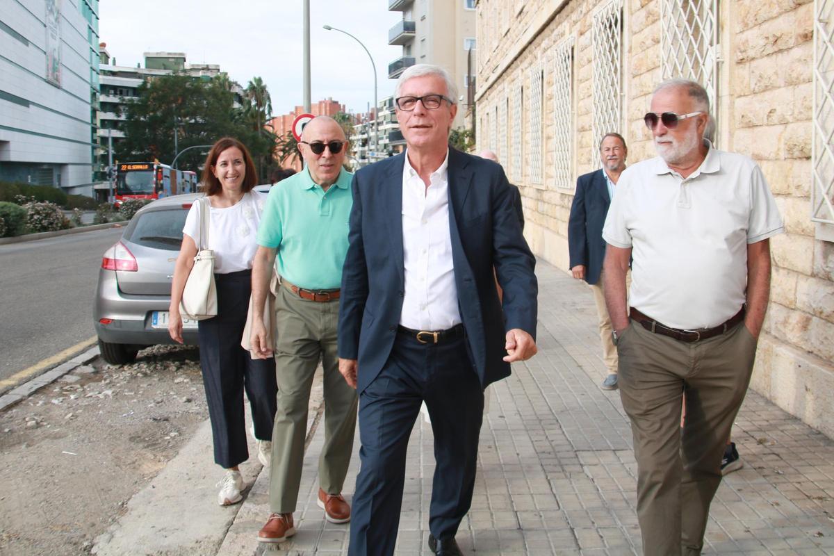 El exalcalde de Tarragona, Josep Fèlix Ballesteros (PSC), llegando a la antigua prisión, donde se desarrolla el juicio por el caso Inipro, este viernes.