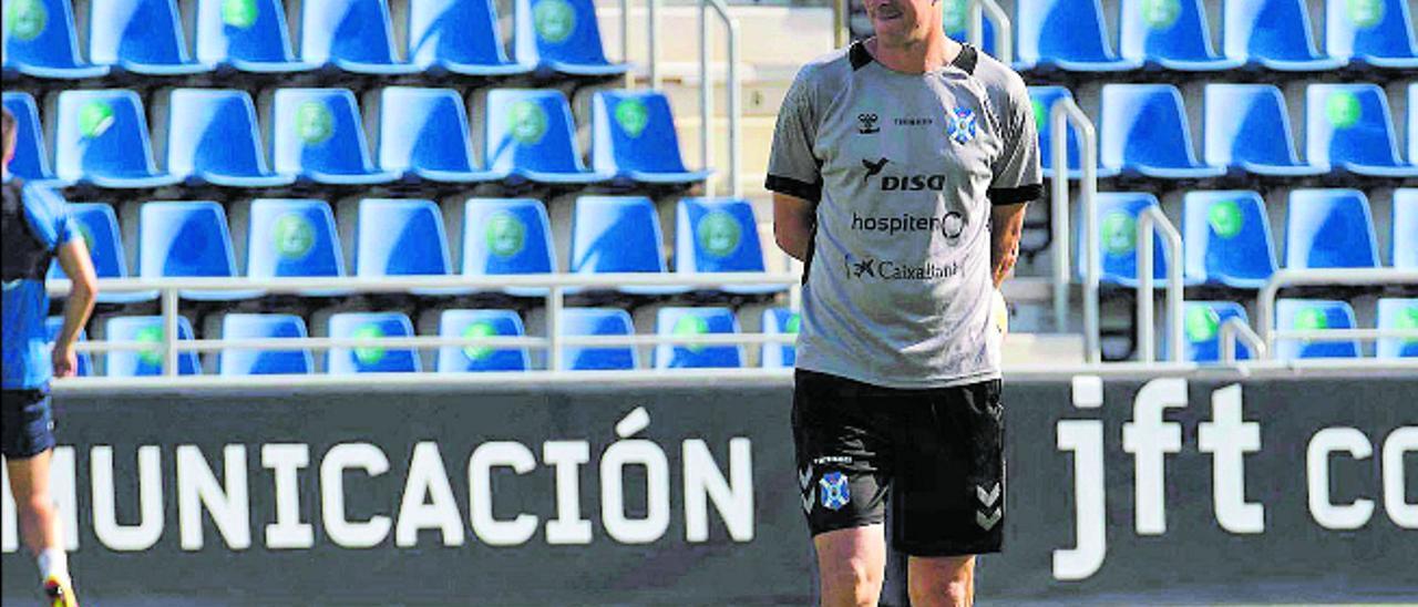 Luis Miguel Ramis programa para hoy el último entrenamiento.