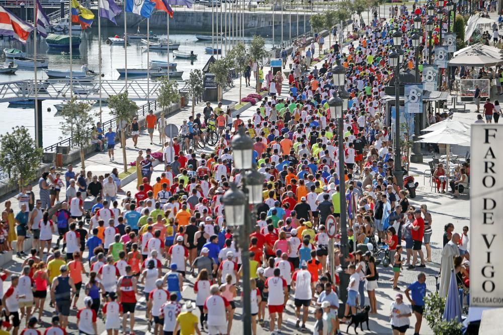 10 kilómetros de recorrido en una jornada en la que las Rías Baixas ha superado los 30 grados. Ryan Waddington se ha proclamado vencedor de la prueba al finalizar el recorrido en 31,54