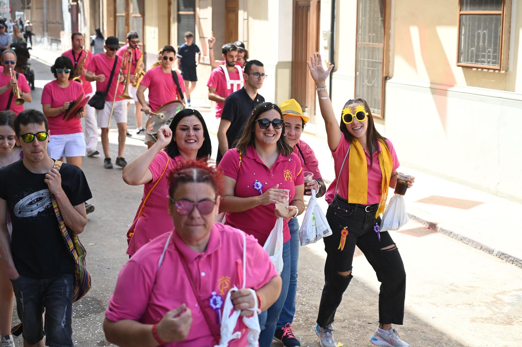 GALERÍA I Primer día de Bou per la Vila en Almassora con gran ambiente festivo en el recinto