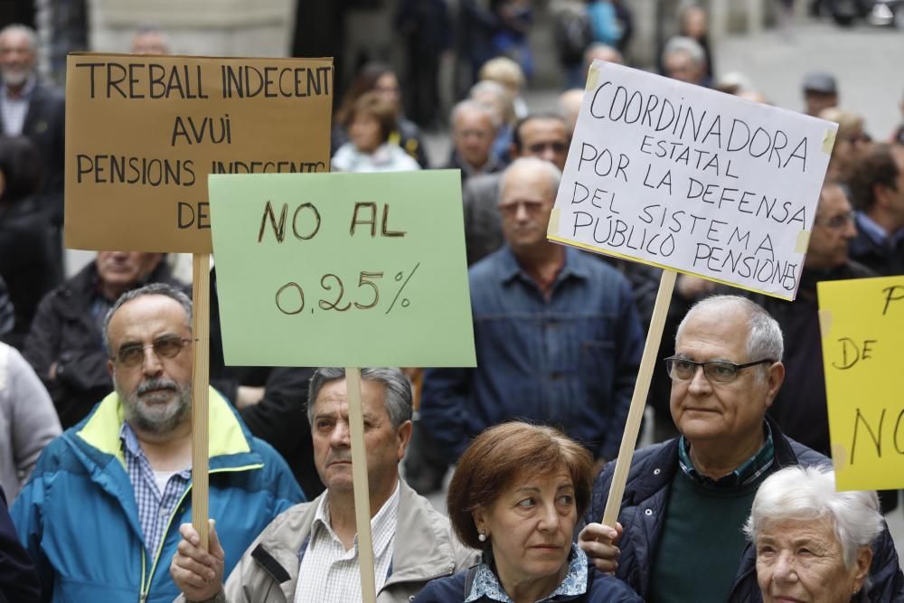 Manifestació a Girona contra el pla de pensions paneuropeus