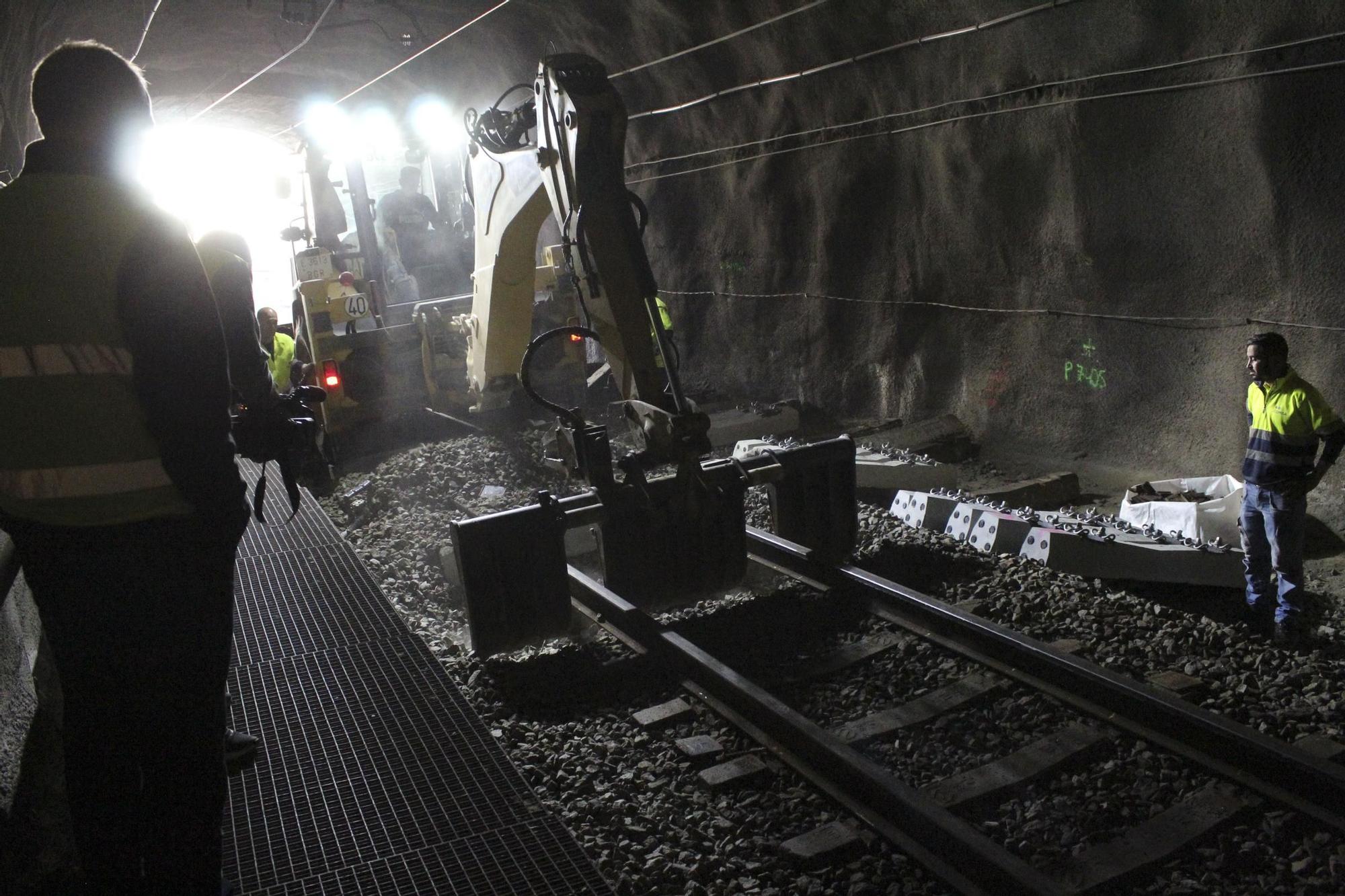 Un tram en obres de la línea de Ferrocarrils a Manresa, per l'adaptació als efectes del canvi climàtic
