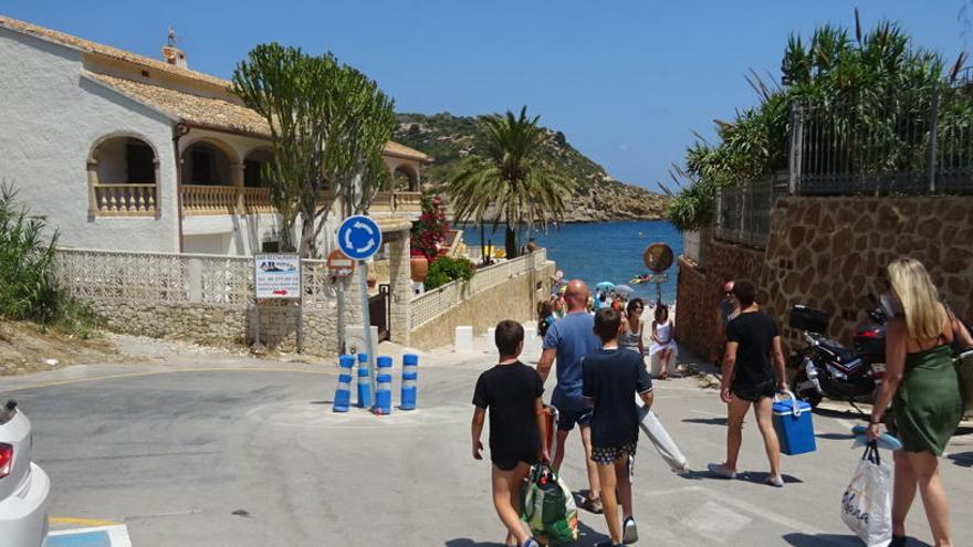 Xàbia regulará el acceso de vehículos a la Cala del Portitxol