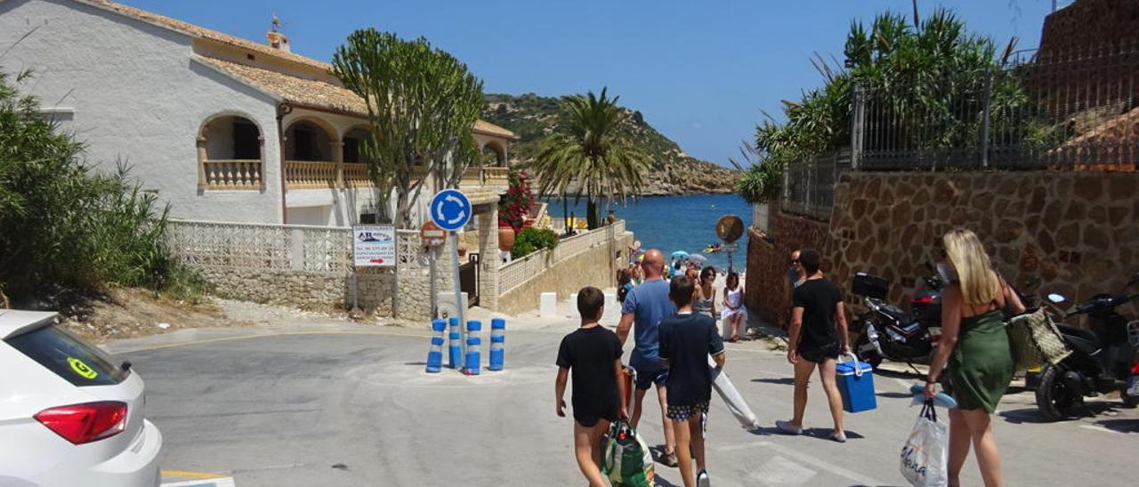 Xàbia regulará el acceso de vehículos a la Cala del Portitxol