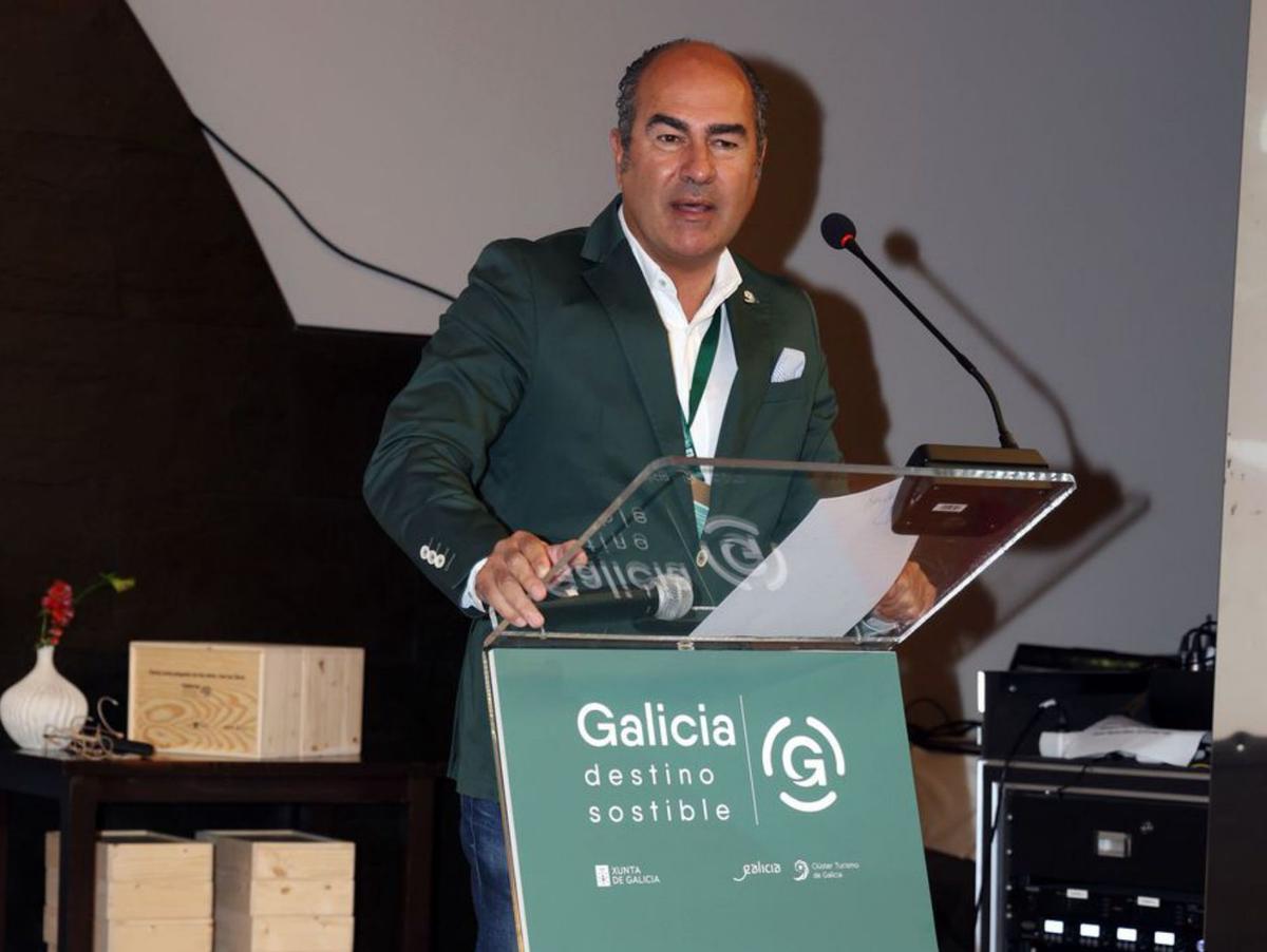 La intervención de Cesáreo Pardal, presidente del Clúster de Turismo de Galicia. | Noé Parga