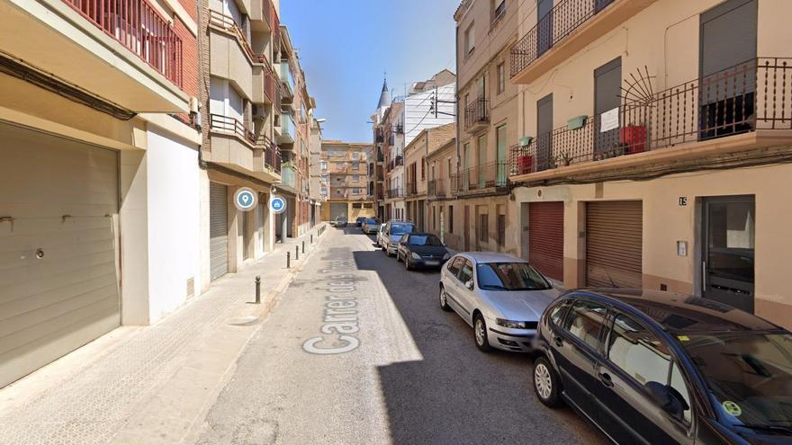 Tall de trànsit al carrer dels Tres Roures, aquest divendres