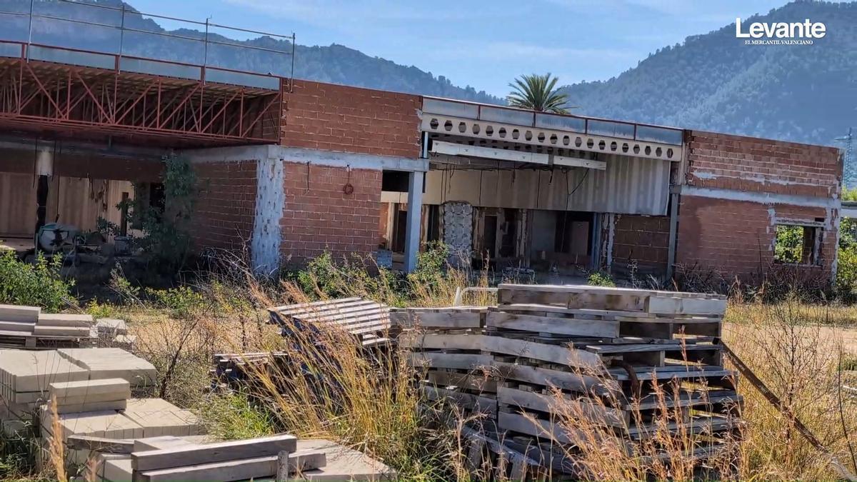 Dos años con las obras paralizadas en el Centro de Educación Especial (CEE) Pla de la Mezquita de Xàtiva