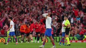 Los jugadores del Barça acabaron desesperados en Bilbao