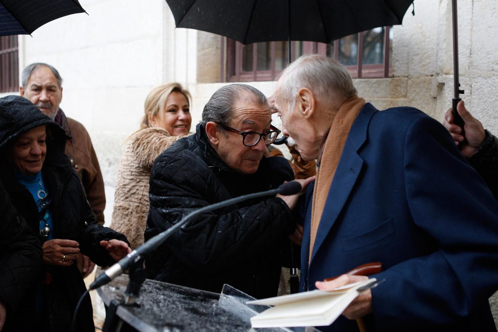 Un repaso en imágenes a la vida de Herminio Ramos, que hoy cumple un siglo de vida