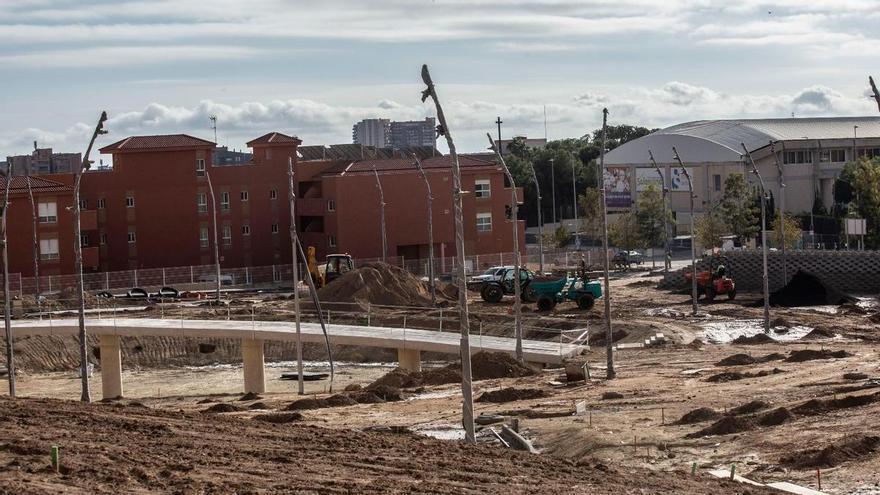 El bipartito de Alicante modifica el proyecto del parque del PAU 2 en la recta final de las obras
