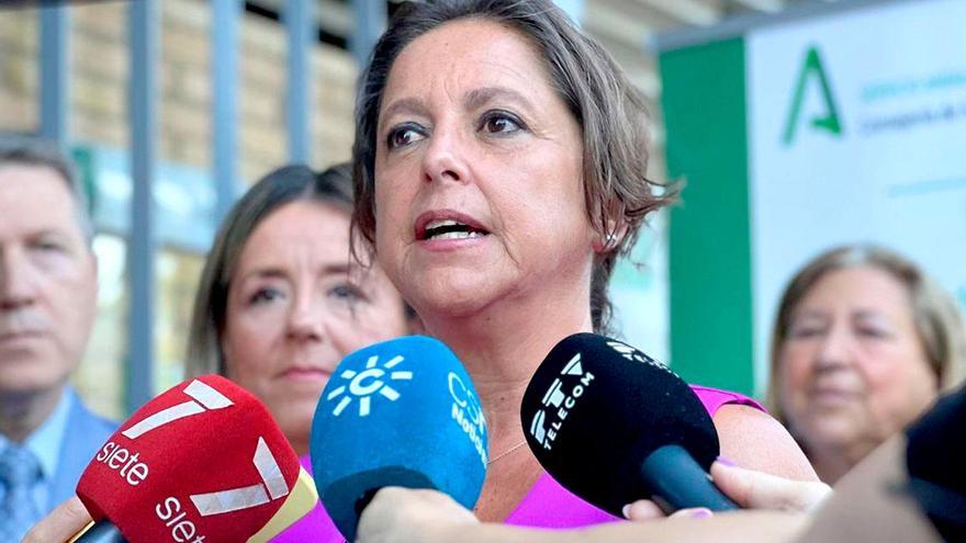 La consejera de Salud y Consumo de la Junta de Andalucía, Catalina García. / E.P.