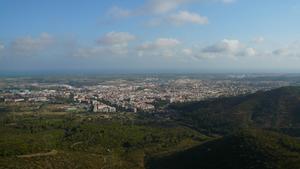 Viladecans visto desde la montaña de Sant Ramon.