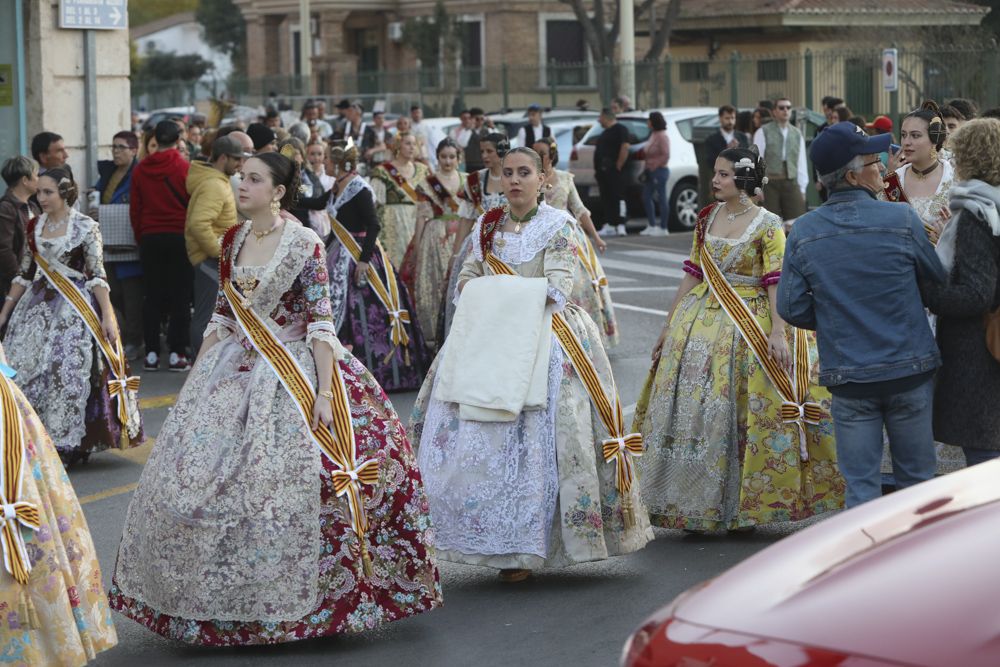 Visita de cortesía a las fallas del Port de Sagunt