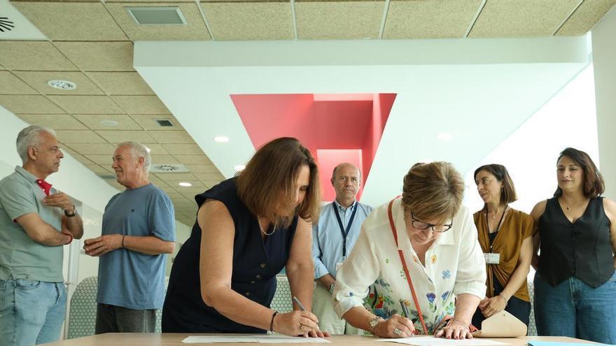 "Todos los centros de salud nuevos tendrán sala de Radiología": Manuela García, consellera de salud, en su visita a Ibiza