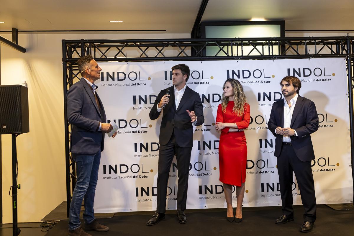 Joaquín Prat junto a los socios fundadores de Indol, David Remohí Balanzá, Sandra Alonso Sal y José Luis Alonso Pérez.