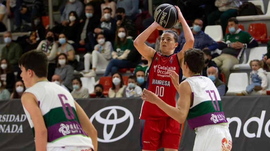 Marc Tejada va anotar dos dels tres triples que van aconseguir els manresans | A. ARRIZABALAGA/ACB PHOTO