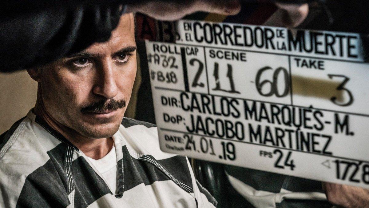 Miguel Ángel Silvestre en el rodaje de 'En el corredor de la muerte'