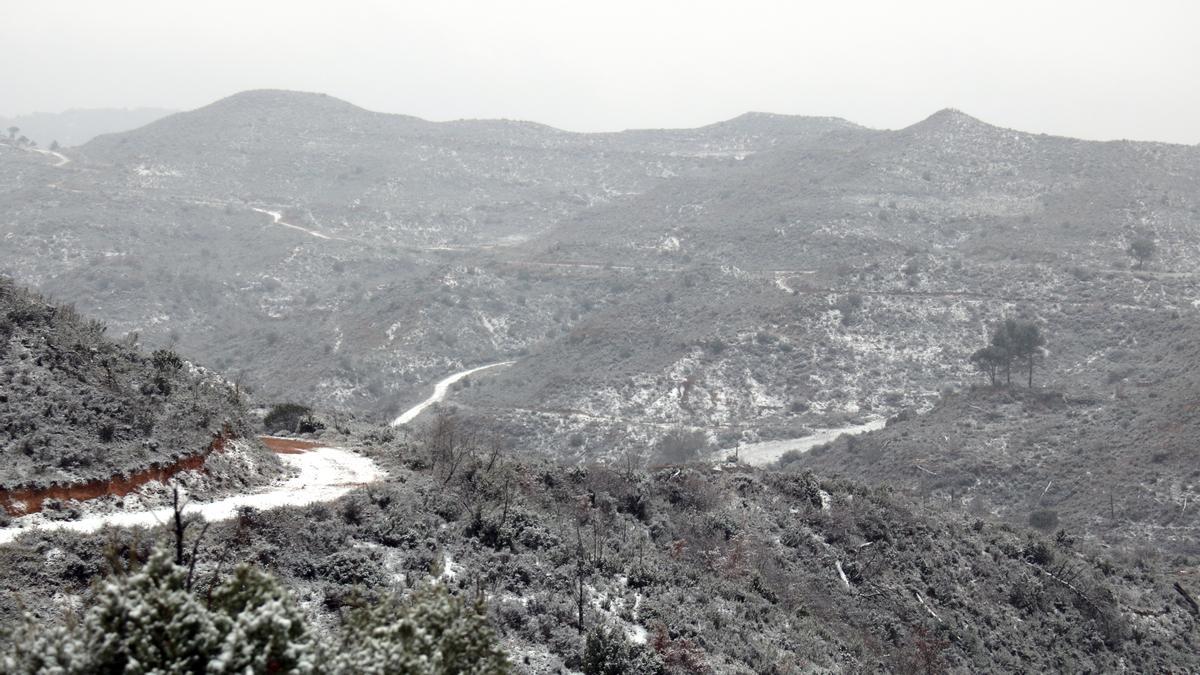 La muntanya de Montserrat després de la nevada