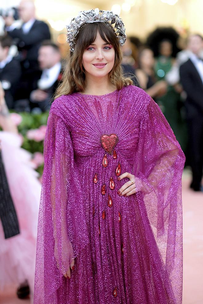 Dakota Johnson, de Gucci, en la Gala MET