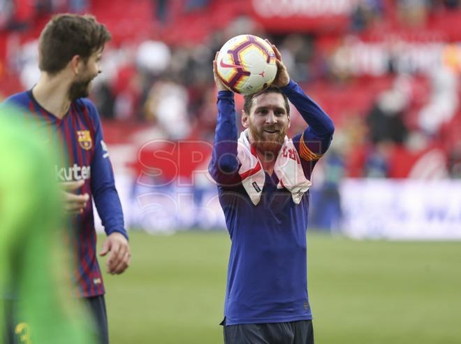 Así de feliz cazo Sport a Leo Messi al fiinal del partido