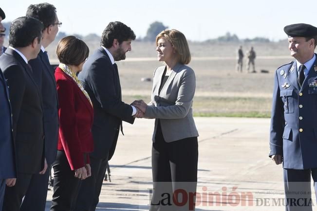 Homenaje al primer salto paracaidista militar en la Base Aérea de Alcantarilla