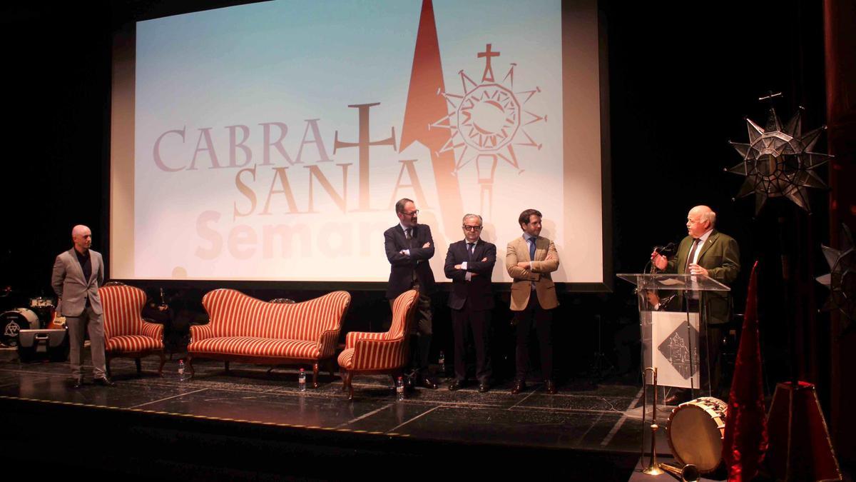 Adolfo Molina, Salvador Fuentes, Fernando Priego y Jesús Aguirre, en la inauguración de las jornadas.