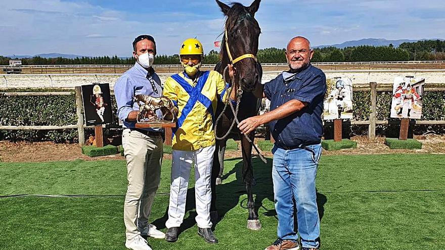 Doble triunfo mallorquín en el hipódromo de Reims