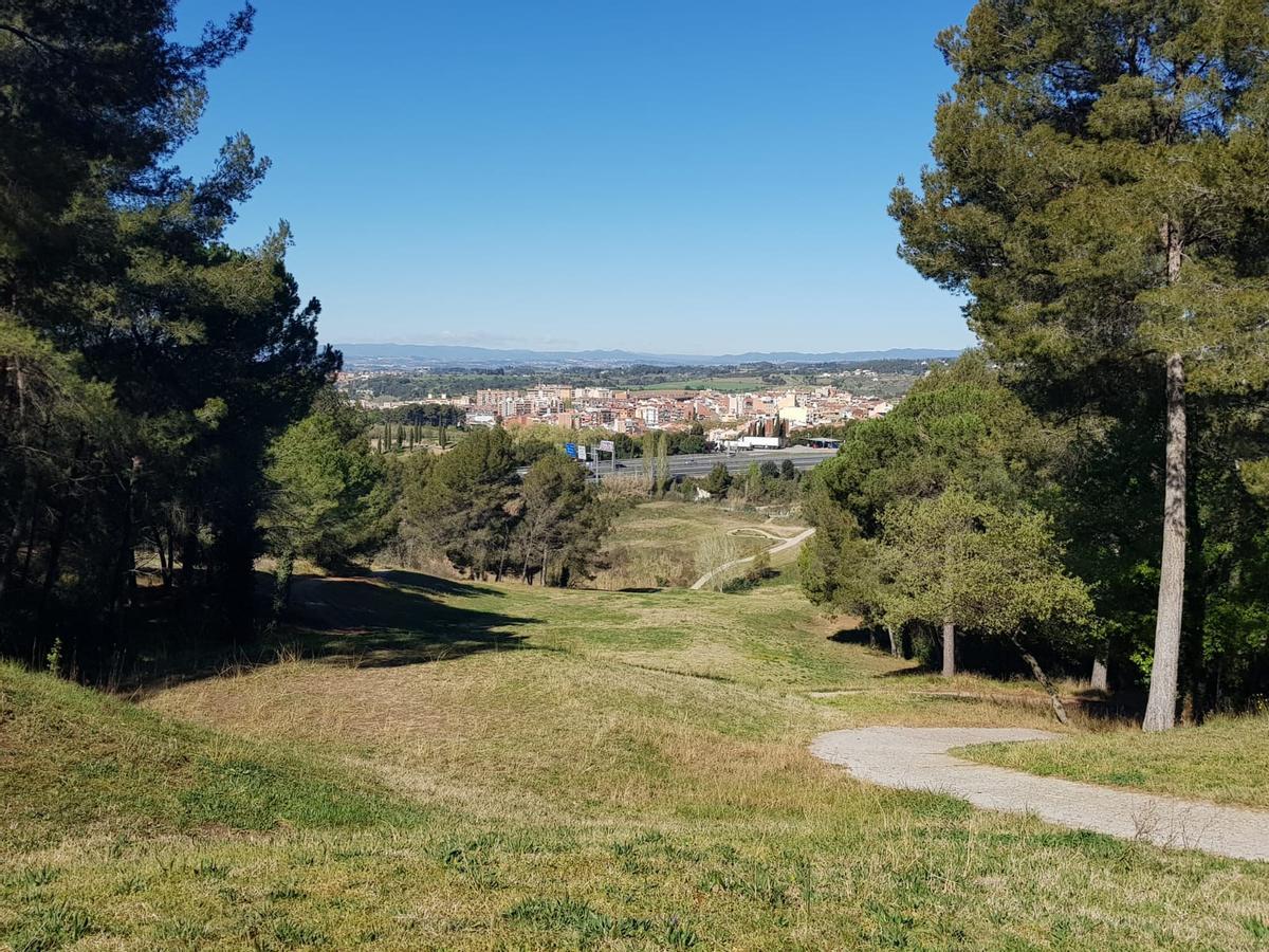 Rubí treballa amb l’Incasòl per renaturalitzar el camp de golf de Can Sant Joan Rubí treballa amb l’Incasòl per renaturalitzar el camp de golf de Can Sant Joan
