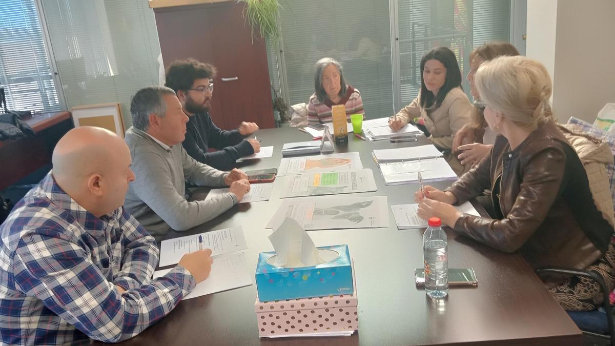 Reunión entre el ayuntamiento y la entidad.