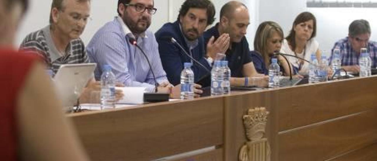 El PSPV permite al PP adjudicar la recaudación en Canet tras denunciar viejos contratos a dedo