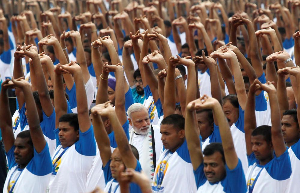 La India celebra el Día Internacional del Yoga