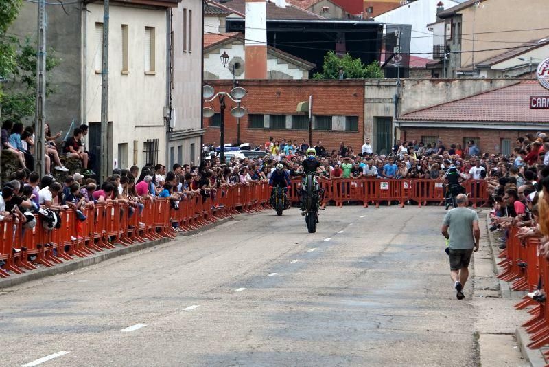 Aficionados en la cita motera de Alcañices.