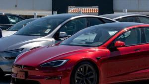Musk reduirà el treball amb Trump per la caiguda del benefici de Tesla un 71%
