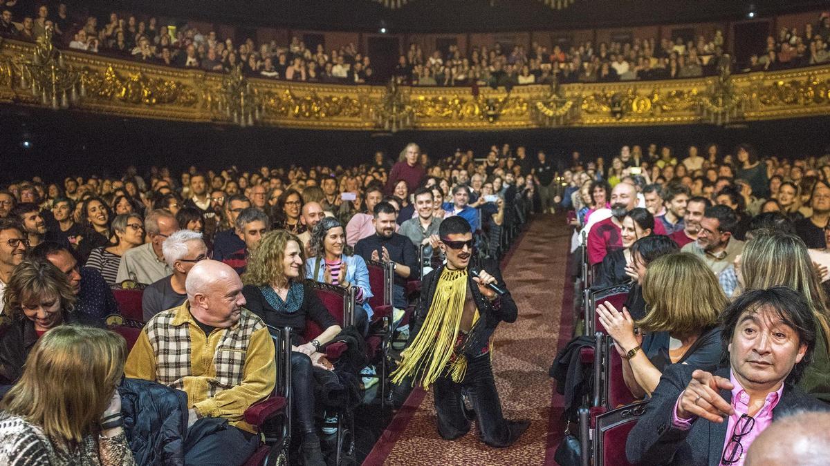 Concierto de Rodrigo Cuevas en el Liceu