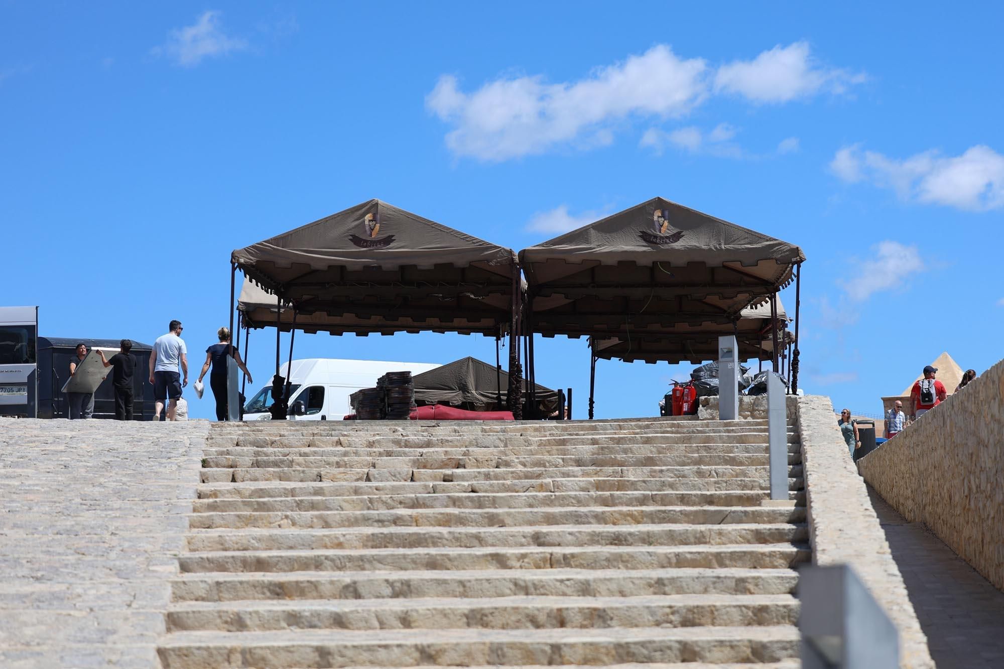 Preparativos de la feria Eivissa Medieval