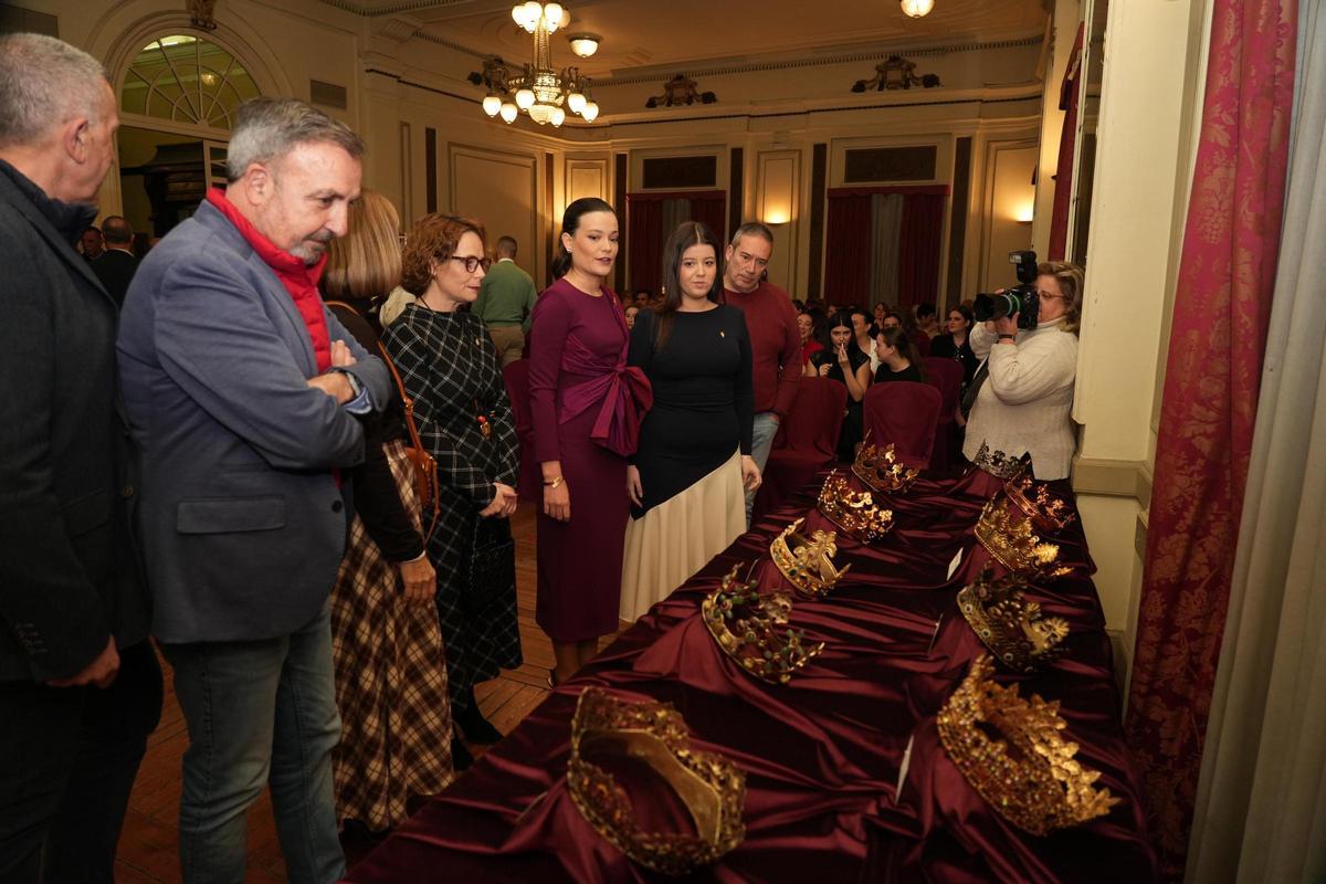 Galería de imágenes: La Ordre Bellatora reúne las joyas de 22 Na Violants de la historia de la Germandat