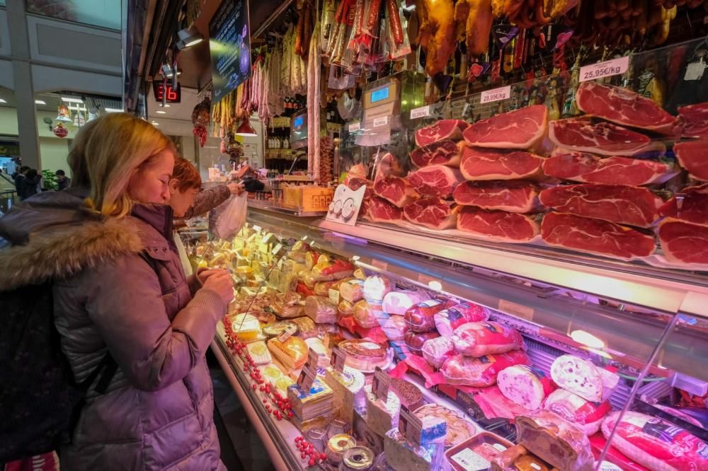 Víspera de Navidad en el mercado del Olivar