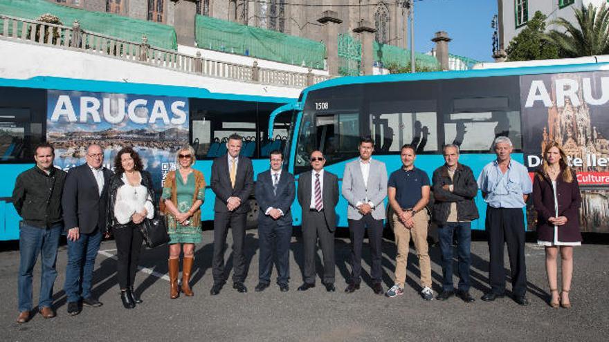 Arucas luce los paisajes de la ciudad en las guaguas de Global para promocionar el turismo